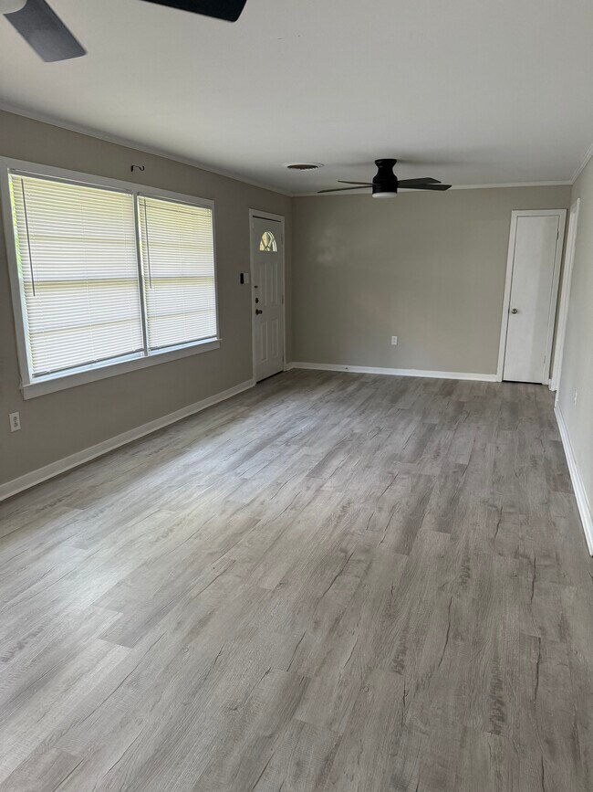 Living Room - 3415 36th Ave