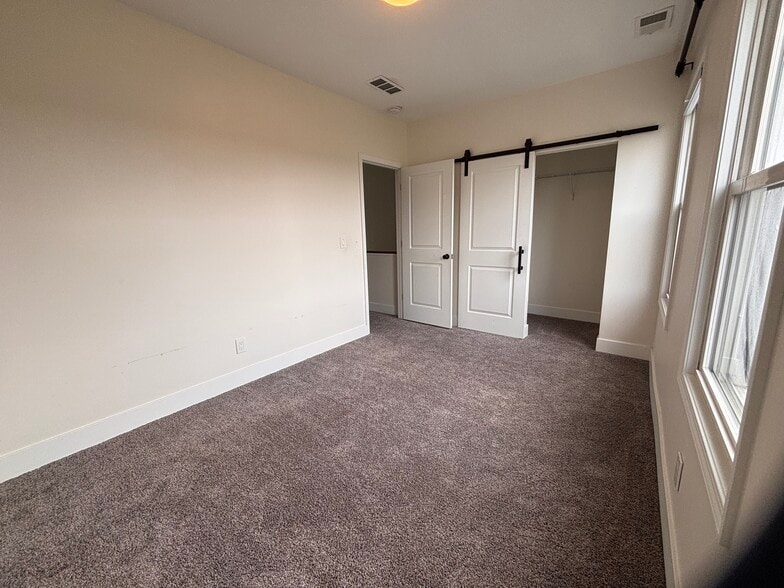 Building Photo - 3628 Idlewild Ave