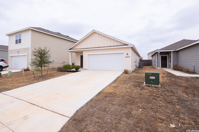 Building Photo - 14423 Bonito Loop