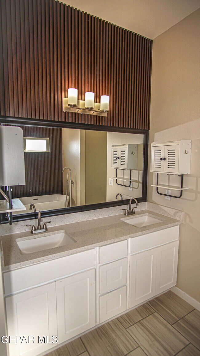 Building Photo - 7788 Enchanted Falcon Ln