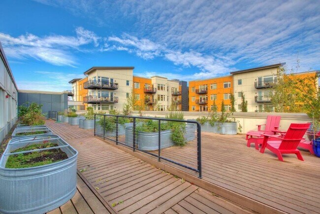 Building Photo - Burien Town Square Condo for lease!