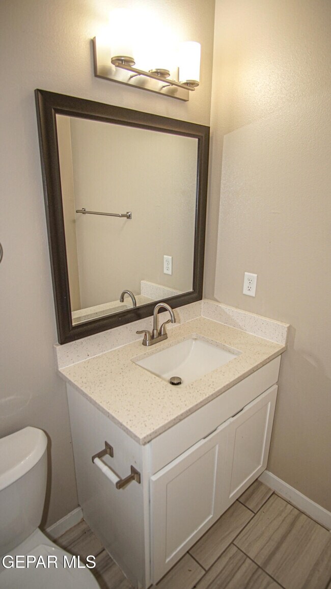 Building Photo - 7788 Enchanted Falcon Ln