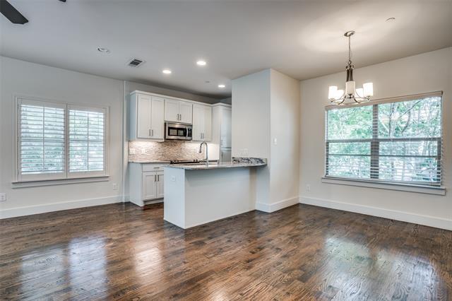 Building Photo - 6140 Oram St