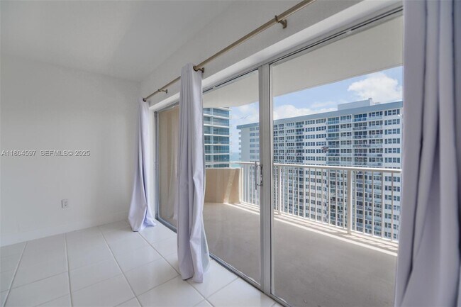 Building Photo - 1980 S Ocean Dr