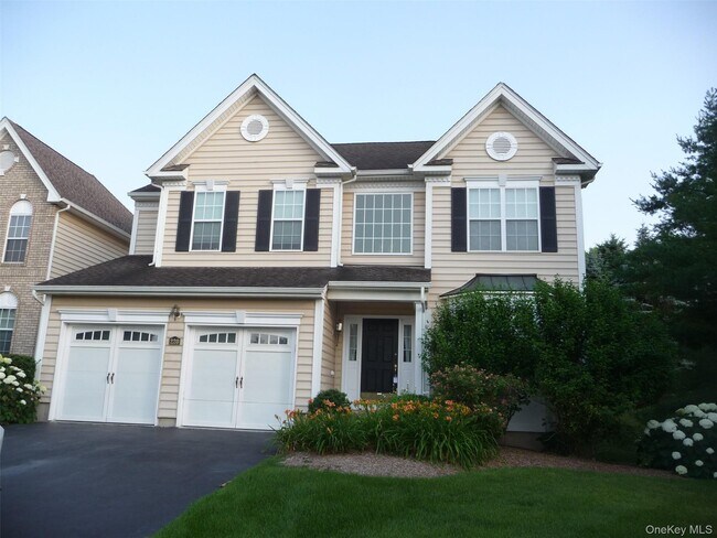 Building Photo - 220 Roosevelt Dr
