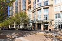 Building Photo - 8220 Crestwood Heights Dr