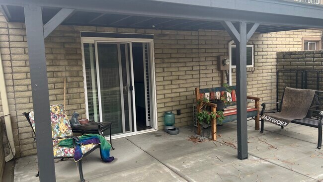 Building Photo - 1628 W Lindley Dr