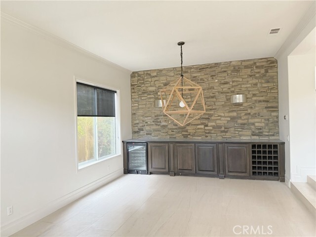 Building Photo - 5 Roadrunner Ct