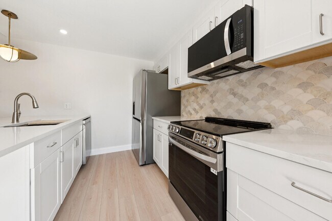 Building Photo - 6201 62nd Way