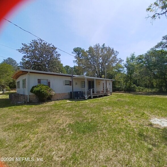 Building Photo - 463 Logan Ave