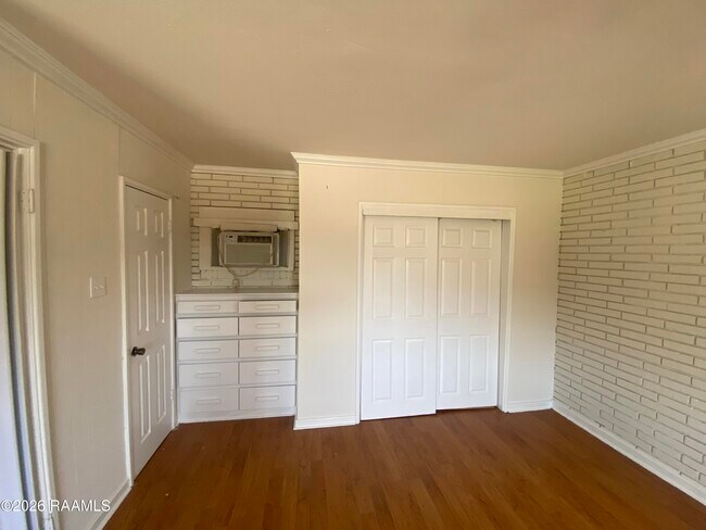 Building Photo - 1126 Aster St