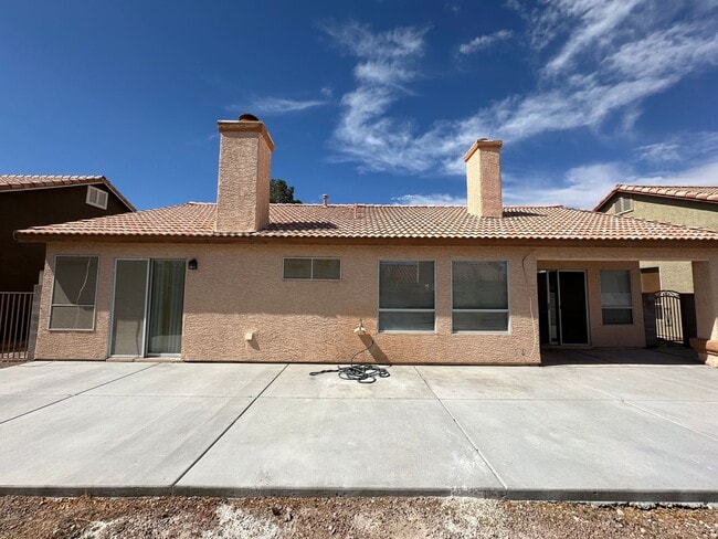 Building Photo - Vista Del Sol-Phase 8