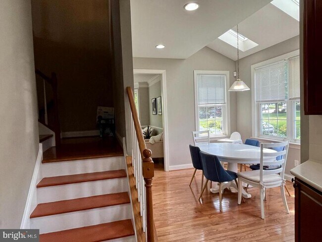 Building Photo - 204 Windham Dr