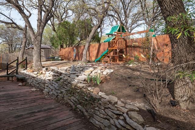 Building Photo - 2707 Woodshire Dr