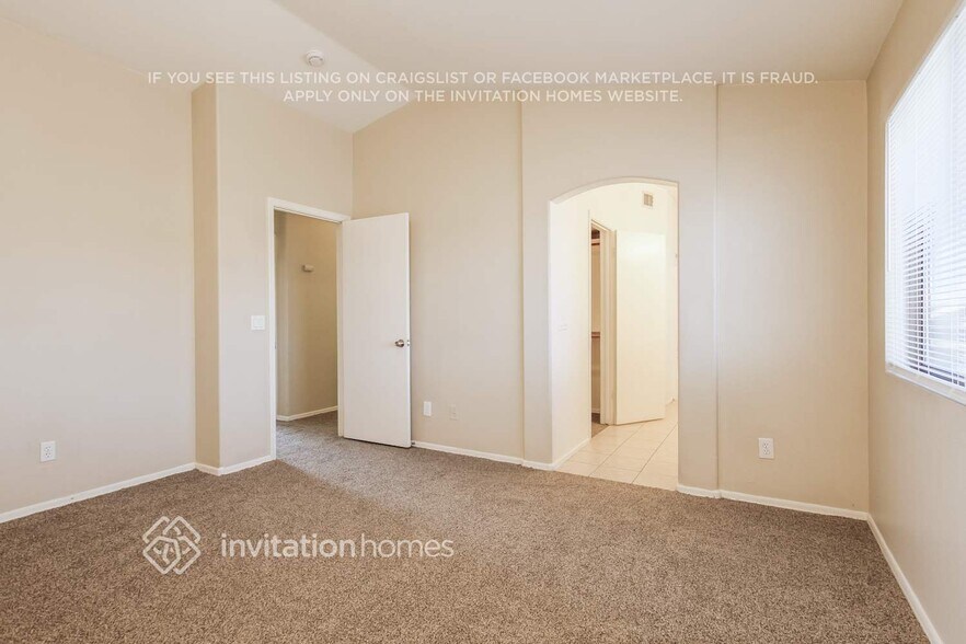 Building Photo - 9318 N 85th Dr