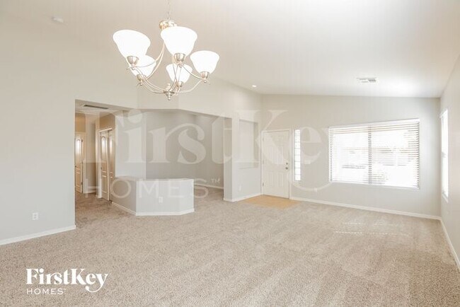 Building Photo - 6120 S 53rd Dr