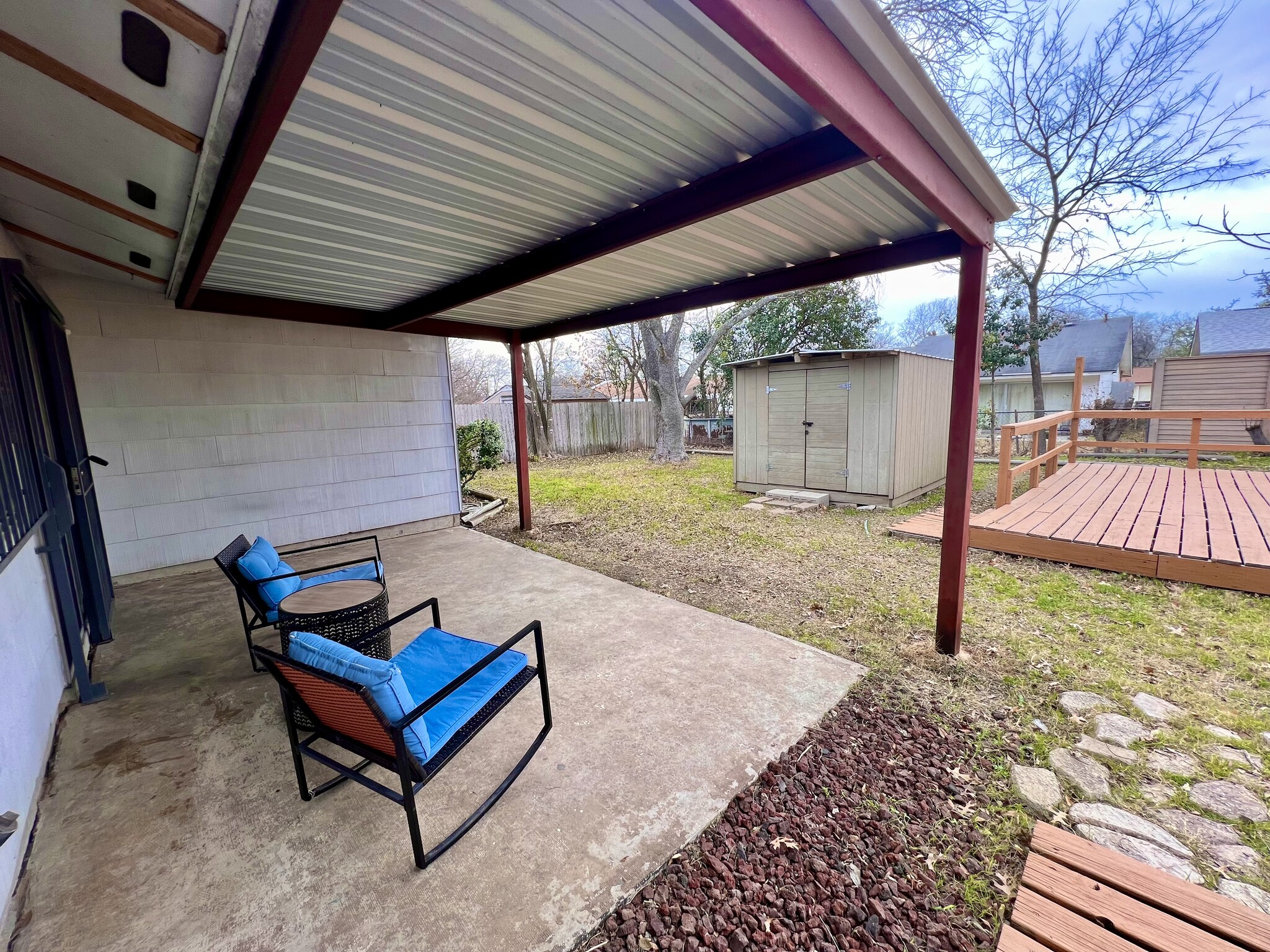 Building Photo - 8403 Glen Echo