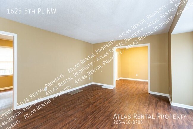 Building Photo - 1625 5th Pl NW
