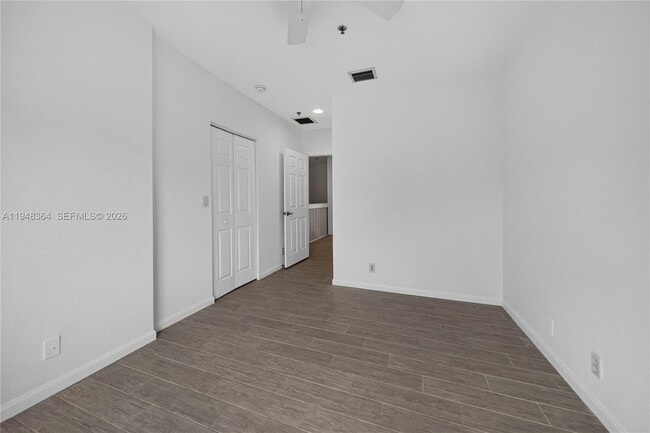 Building Photo - 4645 SW 75th Way