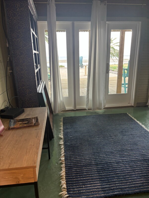 Building Photo - 919 S Water St