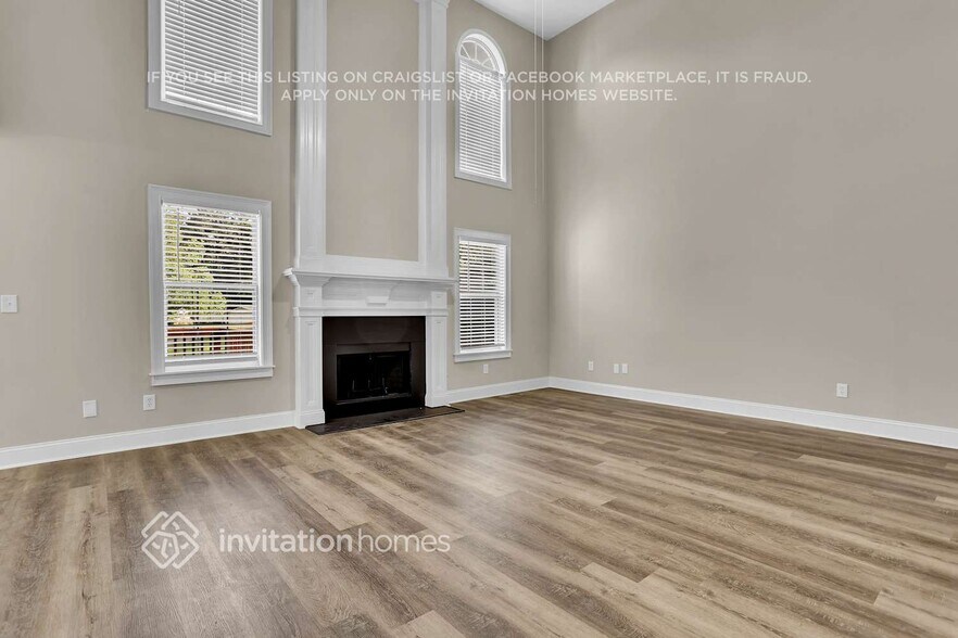 Building Photo - 6054 Trailside Cove