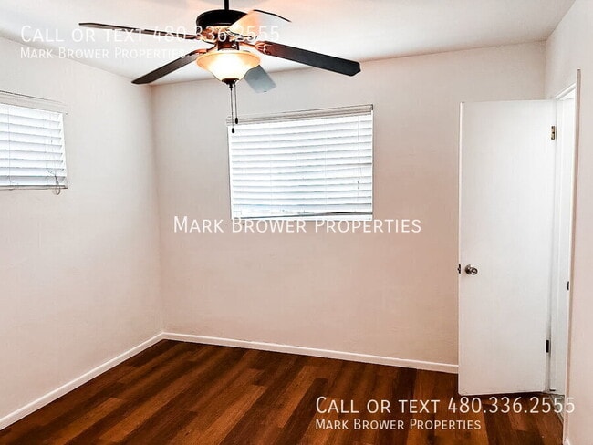 Building Photo - 2114 West Myrtle Ave