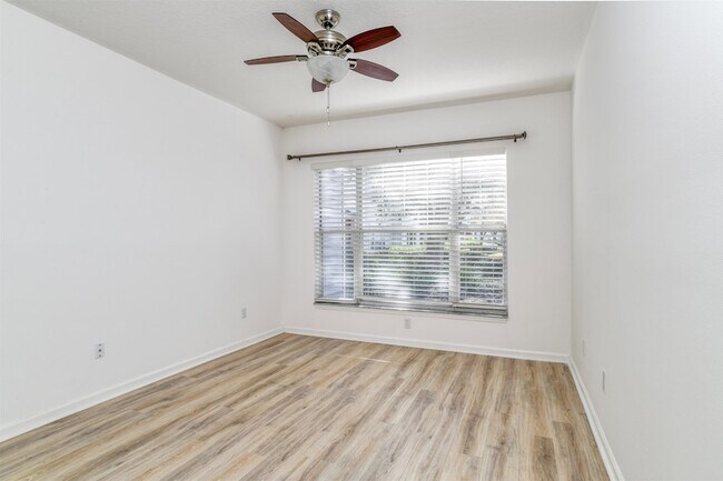 Building Photo - 35109 Harbour Vista Cir