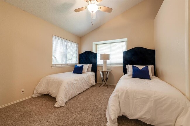 Building Photo - 6301 Evangeline Trail