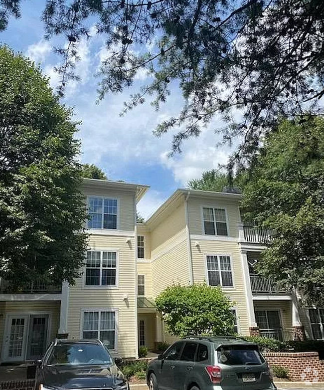 Building Photo - 2 Bedroom 2 Bath Condo Brookstone Baltimor...