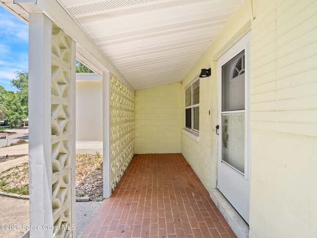 Building Photo - 21 Lime Ave