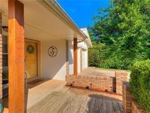 Building Photo - 218 Tanglewood Dr