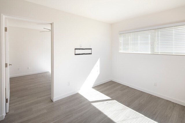 Building Photo - Modern Ocean Beach 1 Bed/1 Bath Apartment ...