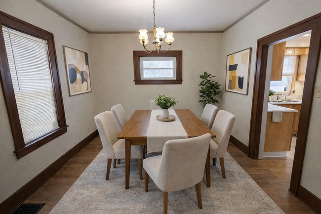 Building Photo - Move-In Ready Newly Remodeled 3-Bedroom Home – Metro Approved!