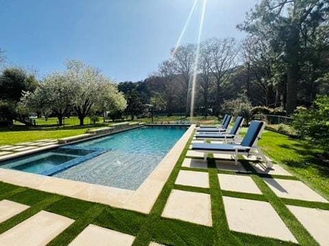 Building Photo - 2007 Manana St