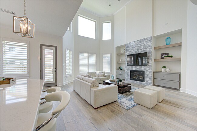 Building Photo - 13703 Northwood Meadow Cir