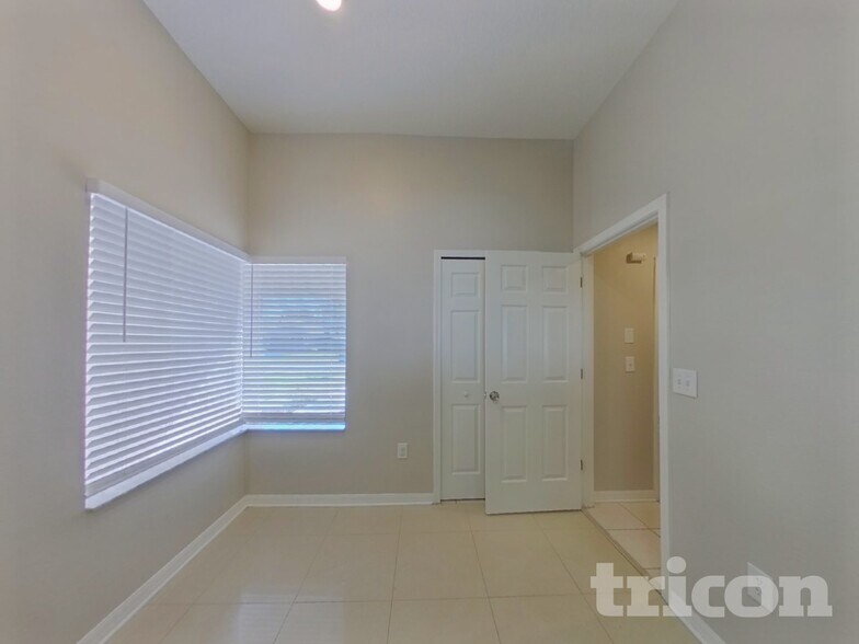 Building Photo - 31017 Stone Arch Ave