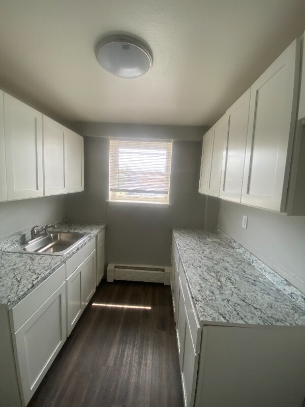 Building Photo - 30 Gillett St