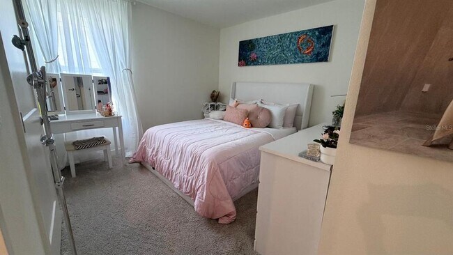 Building Photo - 1978 Education St