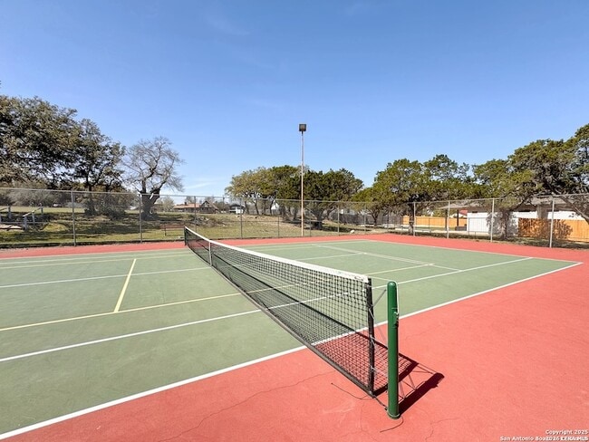 Building Photo - 1150 Green Hill Dr