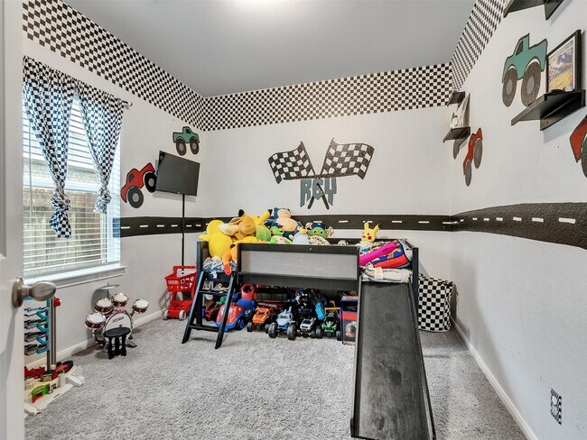 Building Photo - 8719 Willet St