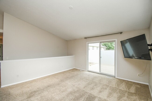 Building Photo - 3436 W 84th Pl