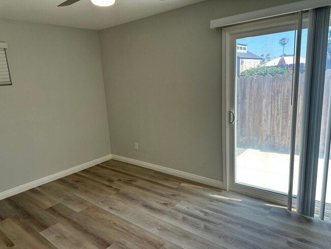 Building Photo - Remodeled 1 bedroom in IB