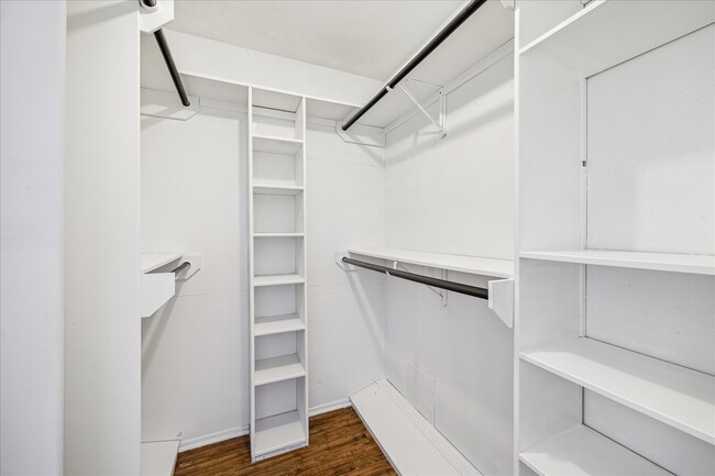 Building Photo - 24223 Spring Towne Dr