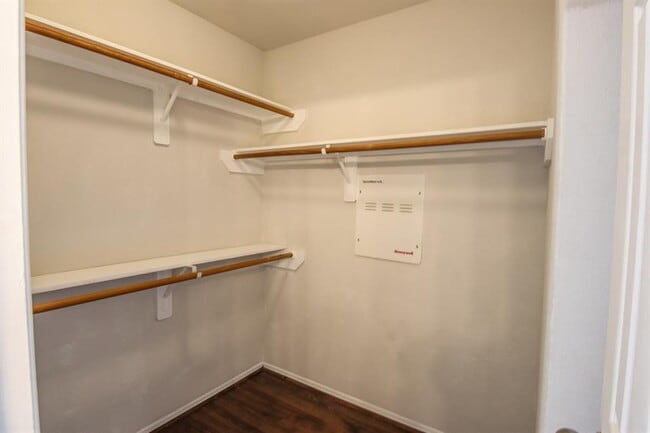 Building Photo - 21903 Silverfield Park Ln