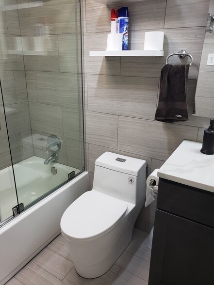 Newly updated bathroom - 2201 L St NW