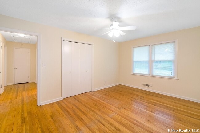 Building Photo - Welcome Home!