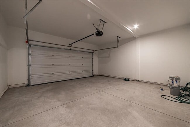 Building Photo - 107 Cedar Brk Dr