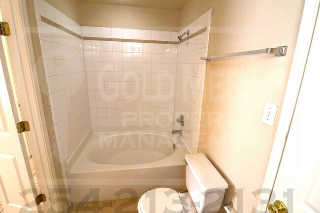 Building Photo - 4109 Elms Run Cir