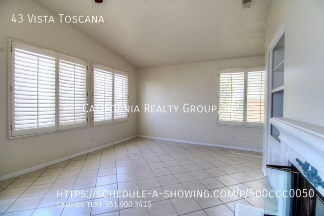 Building Photo - 43 Vista Toscana
