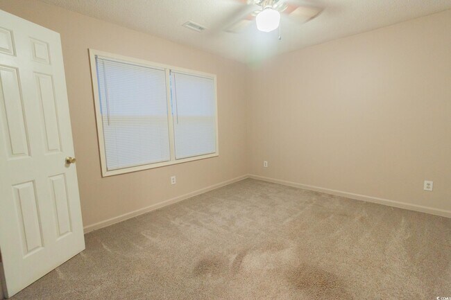 Building Photo - 1335 Melanie Ln